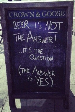 insegne di bar divertenti marketing per bar birra non è la risposta ma la domanda entra e bevi